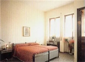 Hotel Bodoni 2*